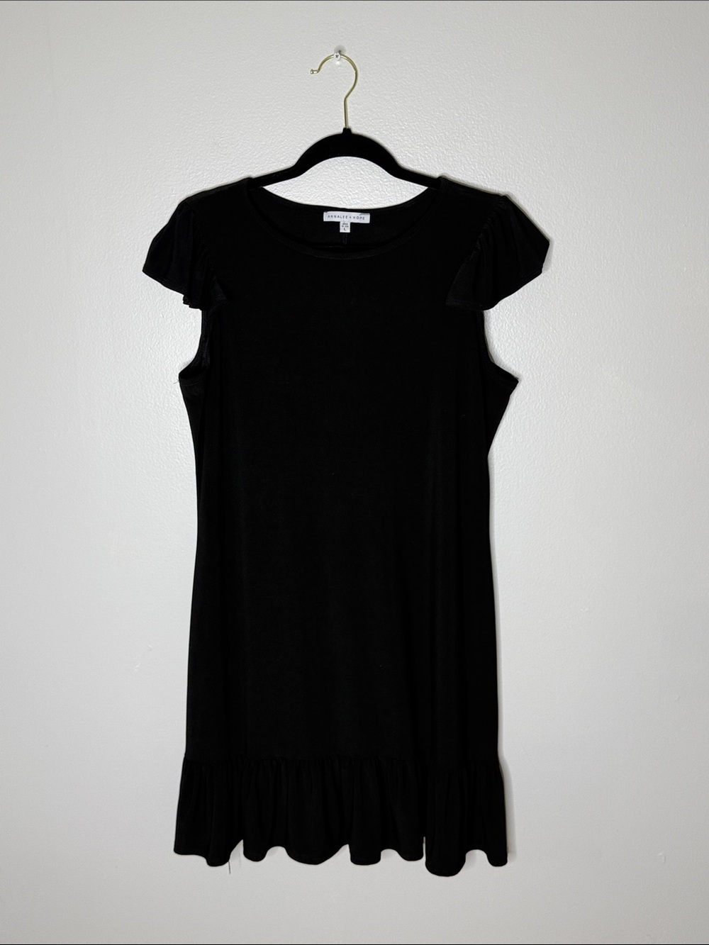 Annalee + Hope Black Ruffle-Hem Dress Size Large
